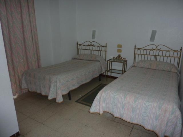 维塞耶斯酒店 阿尔赫西拉斯 客房 照片